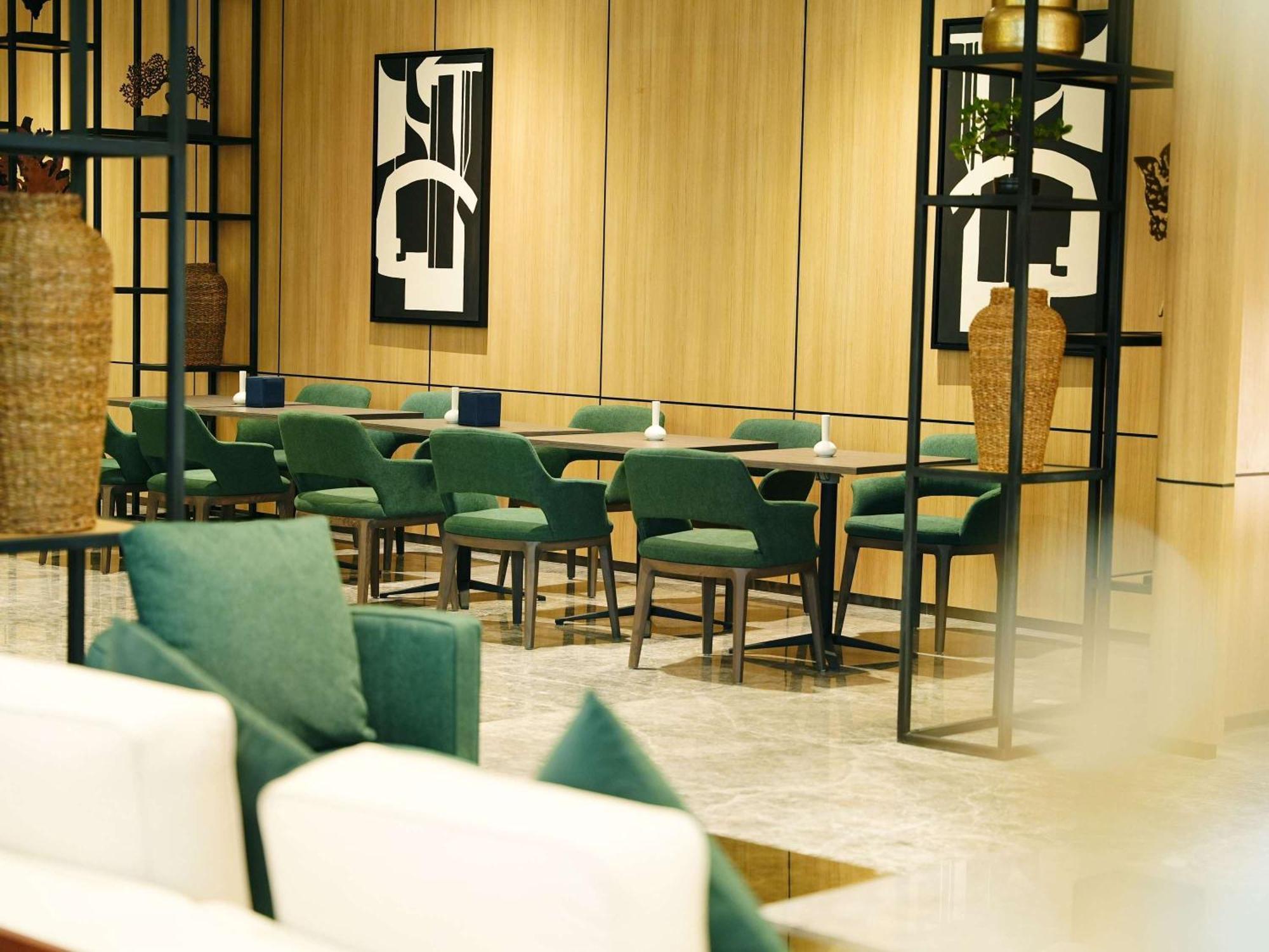 Novotel Riyadh Al Anoud Buitenkant foto